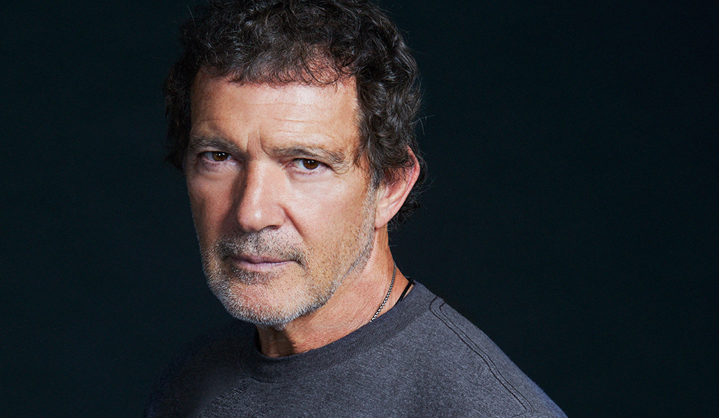Antonio Banderas: “Mientras lo que nos rodea es efímero, el amor al otro permanece”