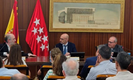 “La universidad ha de pasar de los contenidos al discernimiento”