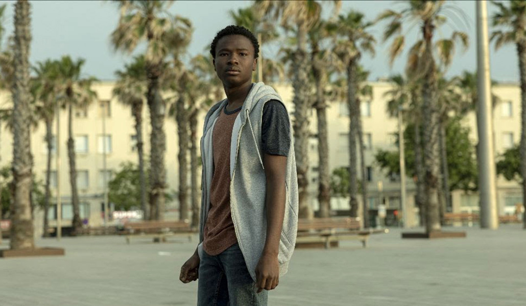 Viaje al país de los blancos. De Ghana a Barcelona: desierto, violencia, explotación y desarraigo
